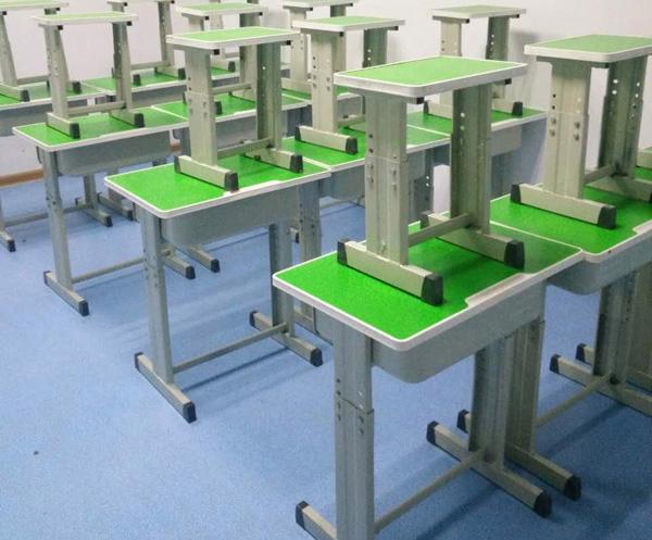 郑州课桌椅厂家|【新科教育】(在线咨询)|课桌椅 - 中国制造交易网